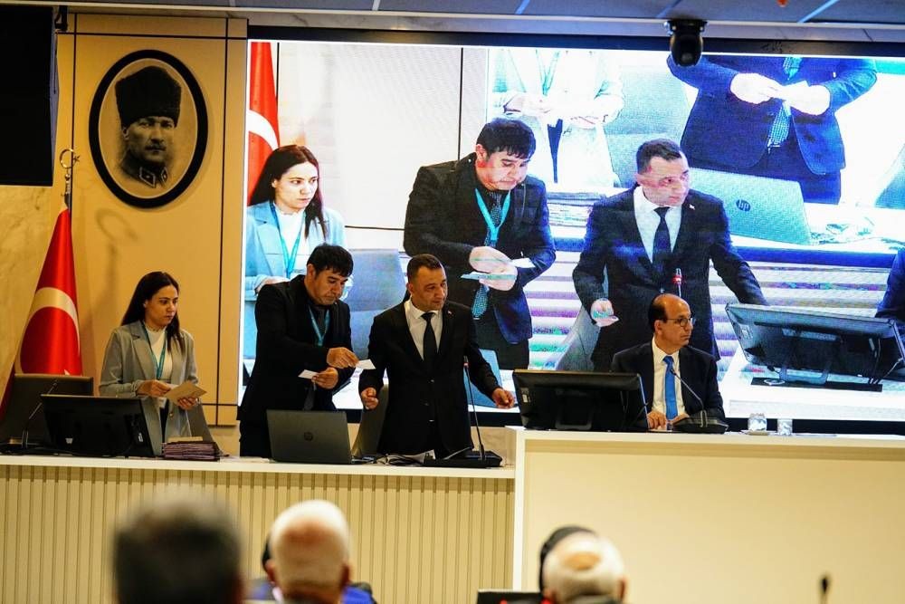 Yeşilyurt Belediye Meclisi'nde encümen ve ihtisas komisyon üyeleri belli oldu