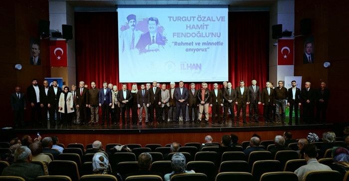 ‘Turgut Özal ve Hamit Fendoğlu’nu Anma- Anlama Paneli’ Duygusal Anlara Sahne Oldu