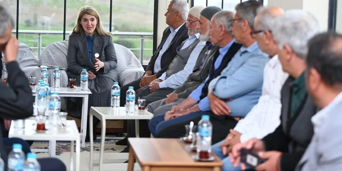 Vatandaşa Dokunuyor, Sorunları Yerinde Dinliyor