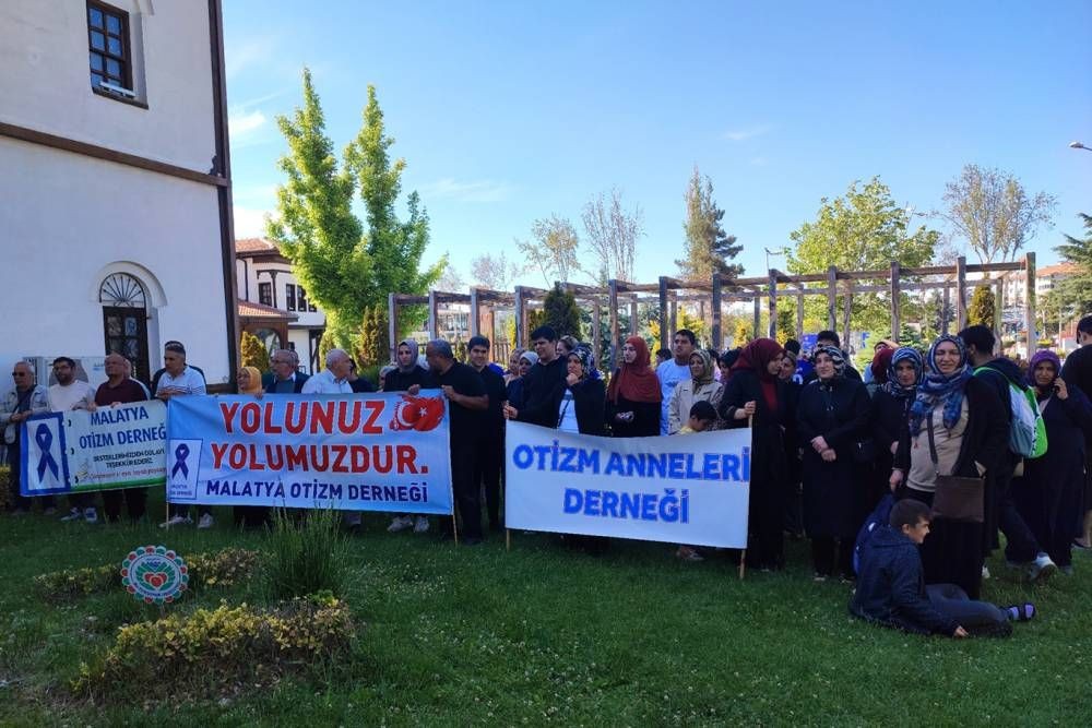 Malatya Otizm Anneler Derneği Başkanı Kırık: Bakım merkezlerindeki ihmallere karşı yetkilileri harekete geçmeye çağırıyoruz