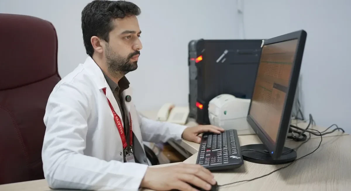 Malatya Eğitim ve Araştırma Hastanesi'nde Akılcı İlaç Polikliniği Hizmete Açıldı