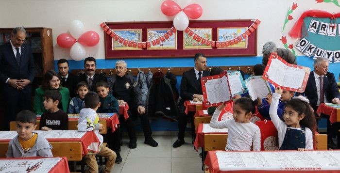 Deprem bölgesi Malatya’da karne heyecanı