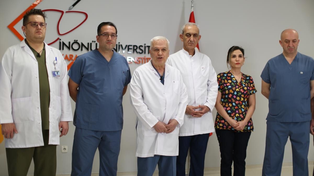 6’lı Çapraz Karaciğer Nakliyle Yine Bir İlke İmza Attılar