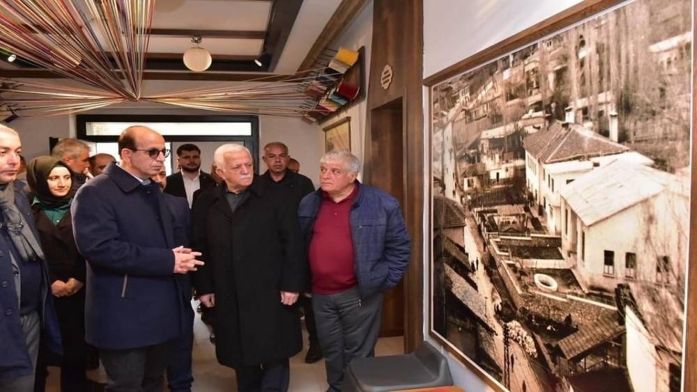 Prof. Dr. İlhan Geçit, esnafla bir araya geldi