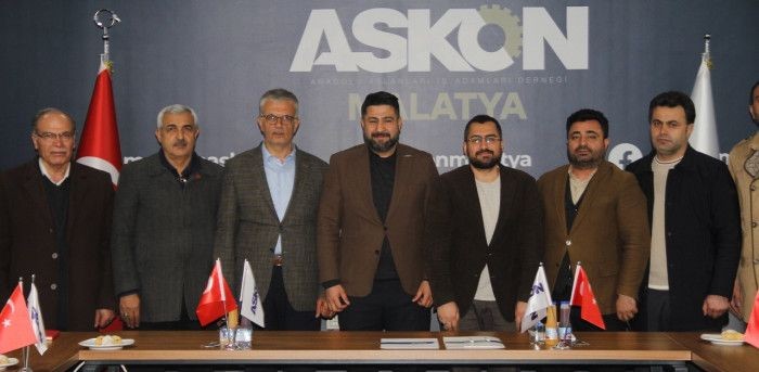 Prof. Dr. Gezer’den Her Mahalleye Yaşam Merkezi Projesi