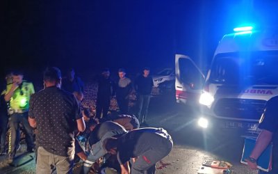 Minibüs ile Traktör çarpıştı: 1 ağır yaralı