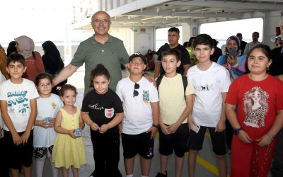 Malatya Büyükşehir Belediyesinden çocuklara feribot gezisi