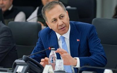 Bakan Yerlikaya: 438 suçlu yurtdışından Türkiye'ye iade edildi