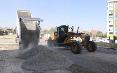 Battalgazi Belediyesi inşaatları biten rezerv alanların yollarını yeniliyor