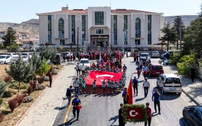 Darende’de Zengibar Karakucak Güreş ve Kültür Festivali başladı