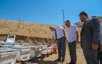 Müdür Akar: Arıcılık, doğanın döngüsünü sürdüren önemli bir faaliyettir