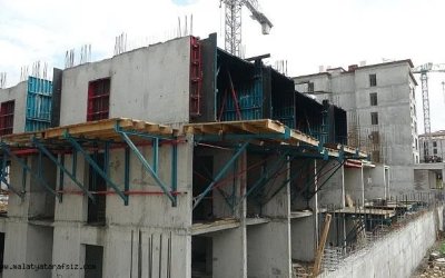 Battalgazi’de iş kazası: Merdivenden düşen işçi yaralandı