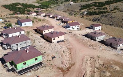Asrın felaketinden sonra Darende'de 612 yeni kırsal konut