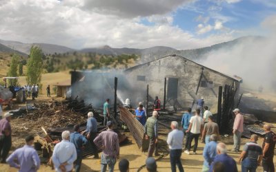 Doğanşehir’de ahır yangını: 10 büyükbaş telef oldu