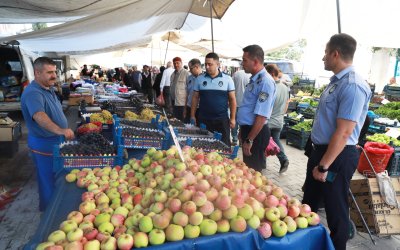 Battalgazi’de Zabıta Ekiplerinden Pazar Yerlerinde Hassas Denetim