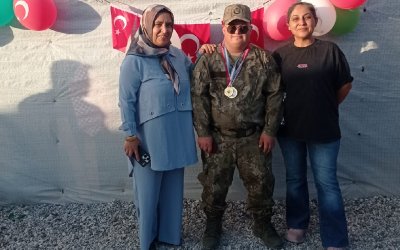 Konteyner Kentte Down Sendromlu Gence Askerlik Sürprizi