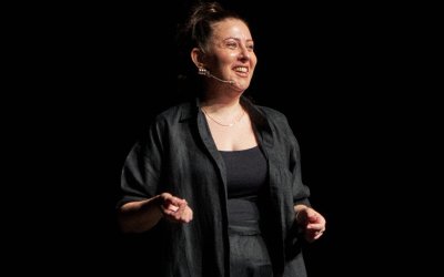 Özlem Kosif’ten Kahkaha Dolu Bir Akşam: “Hayatım Yanlış Anlama” Malatya’da!
