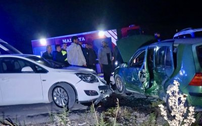 Yakınca Mahallesi’nde Zincirleme Kaza: 2 Yaralı