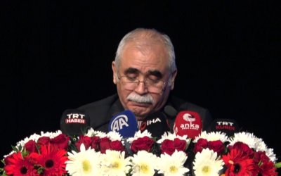 Anayasa Mahkemesi Başkanı Konuşmasında Gözyaşı Döktü