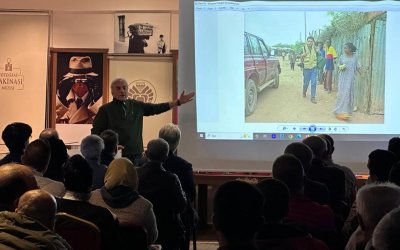 Fotoğraf Okuma Günleri'ne Gazeteci Fuat Kozluklu konuk oldu