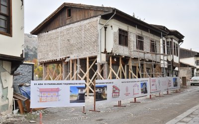 Başkan Geçit, “Kadim Çırmıhtı, köy evleri ve restorasyon projeleriyle ayağa kalkıyor”