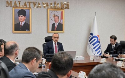 Malatya'da Okul İnşaatları Hız Kesmiyor: Geleceğe Yatırım Toplantısı Yapıldı