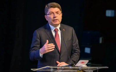 Bakan Tunç: 2025 Yılı Mazeret ve Müstemir Yetki Kararnameleri ile 621 hakim ve savcıya atama yapıldı