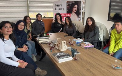 Yazar Büşra Yılmaz: “Beş Yıl Sonra Yeniden Edebiyata Döndüğüm İçin Çok Heyecanlıyım”