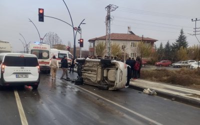 Topsöğüt’te Zincirleme Kaza; 5 Yaralı