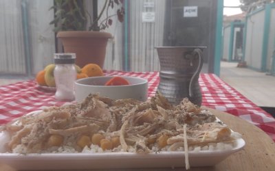 Depremin Ardından Umudu Tencereye Koydu