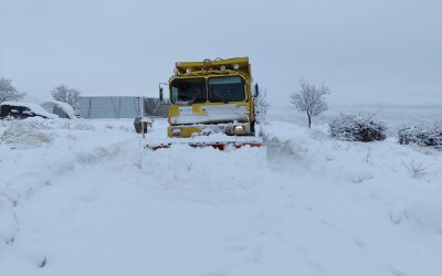 Bin 989 Kilometrelik Kar Mesaisi: Büyükşehir Ekipleri 86 Mahallede Sahada