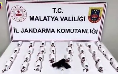 Battalgazi ve Akçadağ’da Uyuşturucu Operasyonu: Sentetik Hap ve Silah Ele Geçirildi