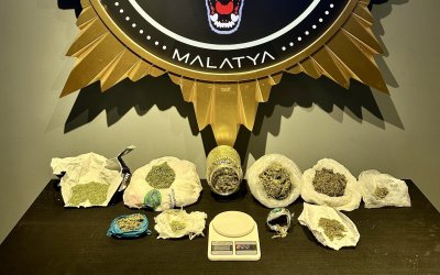 Narkotik ekiplerinden sokak satıcılarına darbe