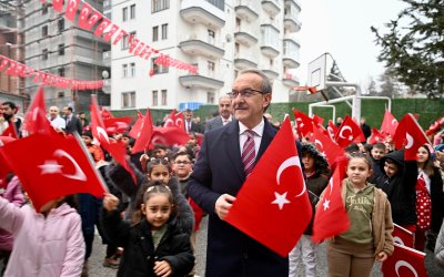 Vali Yavuz: Türkiye Yüzyılı Maarif Modeli Geleceğin Nesillerini İnşa Ediyor