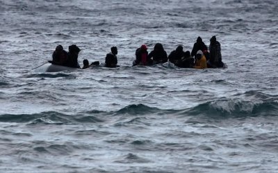 İzmir Açıklarında Göçmen Botu Battı: 3 Ölü, 4 Kişi Kayıp