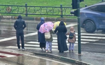 Meteoroloji'den Kuvvetli Yağış ve Fırtına Uyarısı