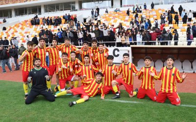 Malatya Stadyumu’nda Yıldızlar Futbol İl Birinciliği Final Heyecanı Yaşandı