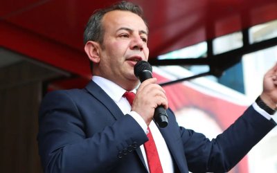 Bolu Belediye Başkanı Tanju Özcan Gözaltına Alındı