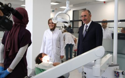 Fırat Üniversitesi Diş Hekimliği Fakültesi Açıldı