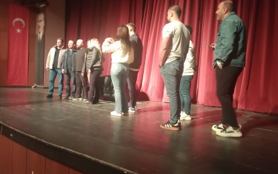 Tahsin Hasoğlu, Malatya’da Sahne Aldı, Salonu Kahkahaya Boğdu