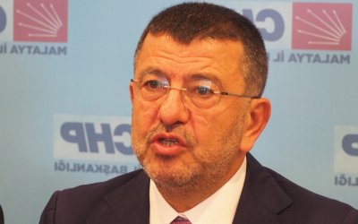 Veli Ağbaba: “Malatya’da Eğitimciye Saldırı İddiasının Üstü Örtülemez”