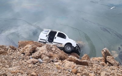 Malatya’da Otomobil, Suya Düşmesine Ramak Kala Durdu