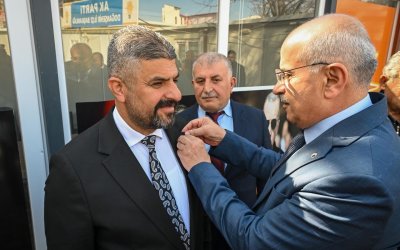 CHP’den İstifa Eden Meclis Üyesi AK Parti’ye Katıldı