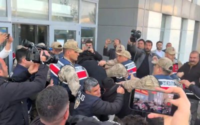 Gülistan Doku Soruşturmasında 7 Şüpheli Adliyeye Sevk Edildi, Girişte Arbede Yaşandı