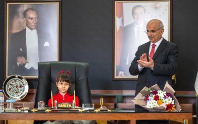 Başkan Sami Er Koltuğunu Ece Sayar’a Devretti