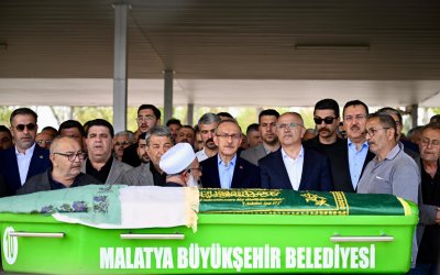 MHP’li Mehmet Fendoğlu’nun Acı Günü: Annesi Son Yolculuğuna Uğurlandı
