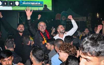 Yeşilyurtspor’un Finale Yükselmesi Malatya’yı Sokağa Döktü