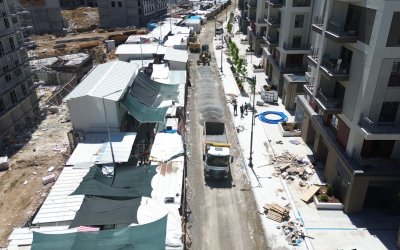 Akpınar’da Bayram Mesaisi: Battalgazi Belediyesi Yolu Yayalara Açtı