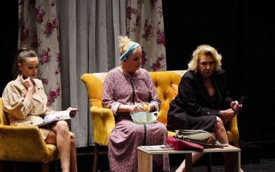 Ünlü Oyuncular "Etekler ve Pantolonlar" ile Malatya'da Sahne Alıyor