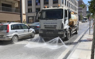 Battalgazi Belediyesi’nden Akpınar Çarşısı’nda Kapsamlı Temizlik Çalışması